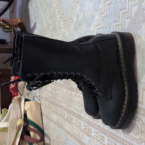 Dr. Martens 1B99 Pisa Leather Mid Calf Lace Up Boots - Picture 2 of 7